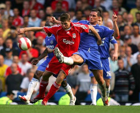 也在攻防两 也在攻防两