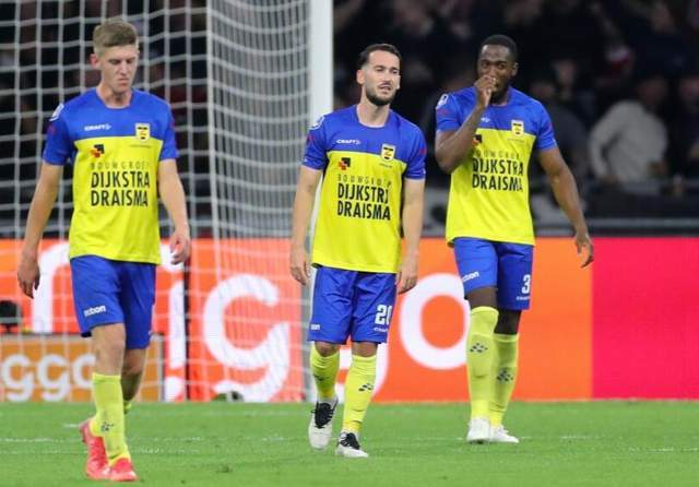 赛总充满悬 赛总充满悬